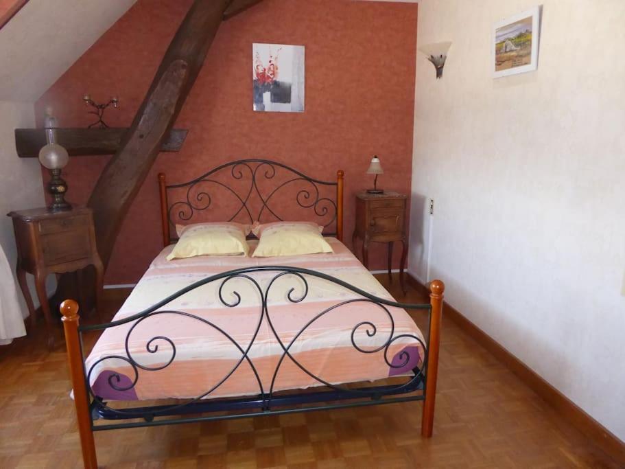 Maison Entiere Independante Noyers-sur-Serein Exteriör bild